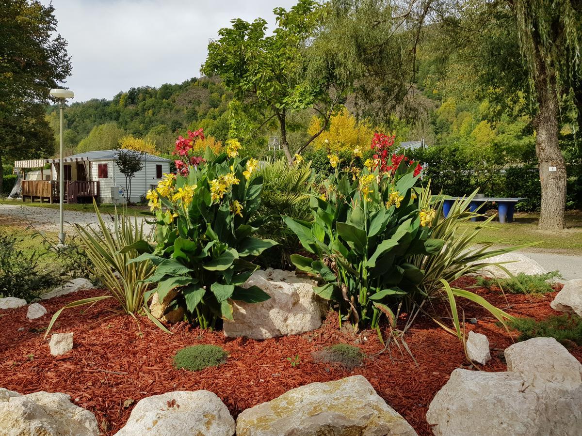 Camping Paradis La Marmotte อักซ์-เลส์-แตร์มส์ ภายนอก รูปภาพ